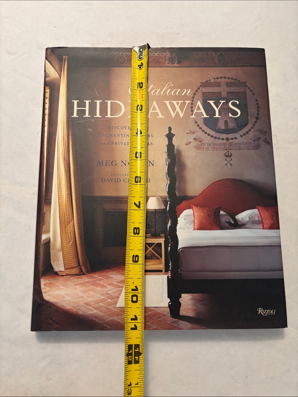 Rizzoli Italian Hideaways Coffee Table Book - Red & Gold Tones - Picture 8 of 8